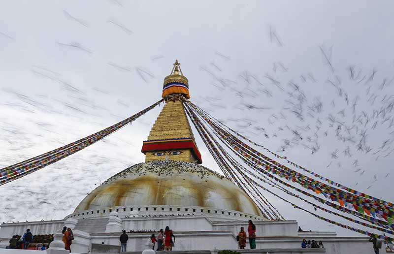 Narendraphoto's tweet photo. Nepalese Buddhist pilgrims visit the Boudhanath stupa during celebrations marking the Buddha's birthday in Kathmandu, Nepal, 30 April 2018. EPA-EFE/NARENDRA SHRESTHA #Mycoverage #BuddhaJayanti #BuddhaPurnima https://t.co/JpcSnQI8r4