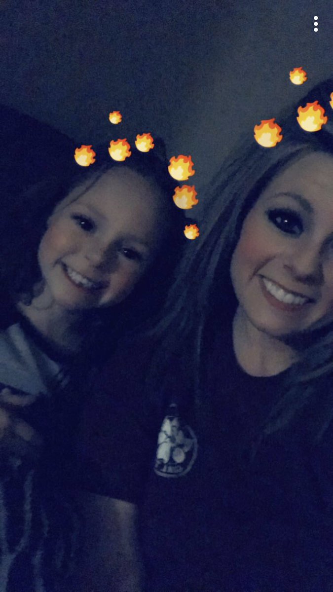 bailey_brasher's tweet photo. Night one of vacation=couch time☺️ https://t.co/lPCmIJJdWx