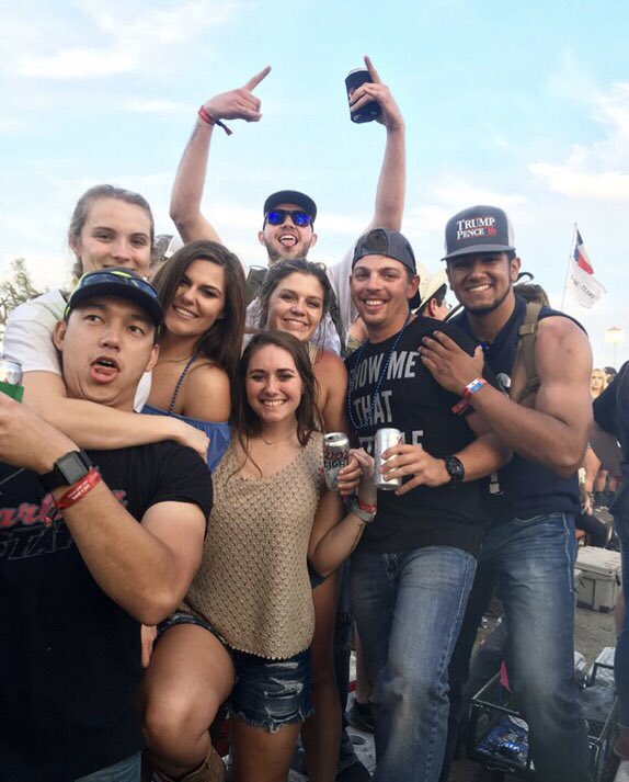 Nathan_Palacio's tweet photo. Great time! Can’t wait for next year! https://t.co/wK6u1Ax06d