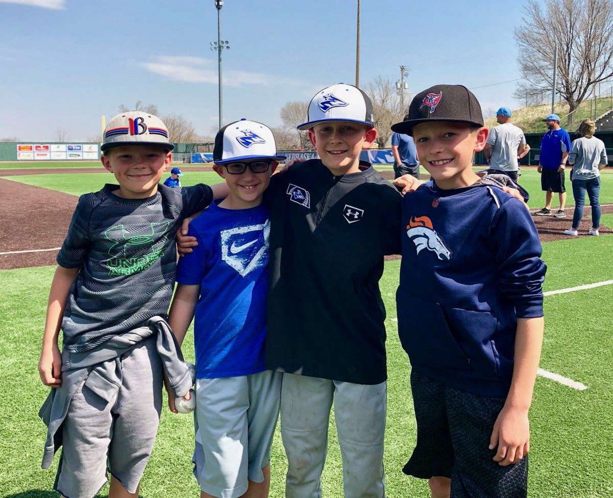 These future heartbreakers...😍 #thosesmiles #pleasedontgrowup #unkbaseballlove @rdavis9087 @mcope180 @Jessica_Day2