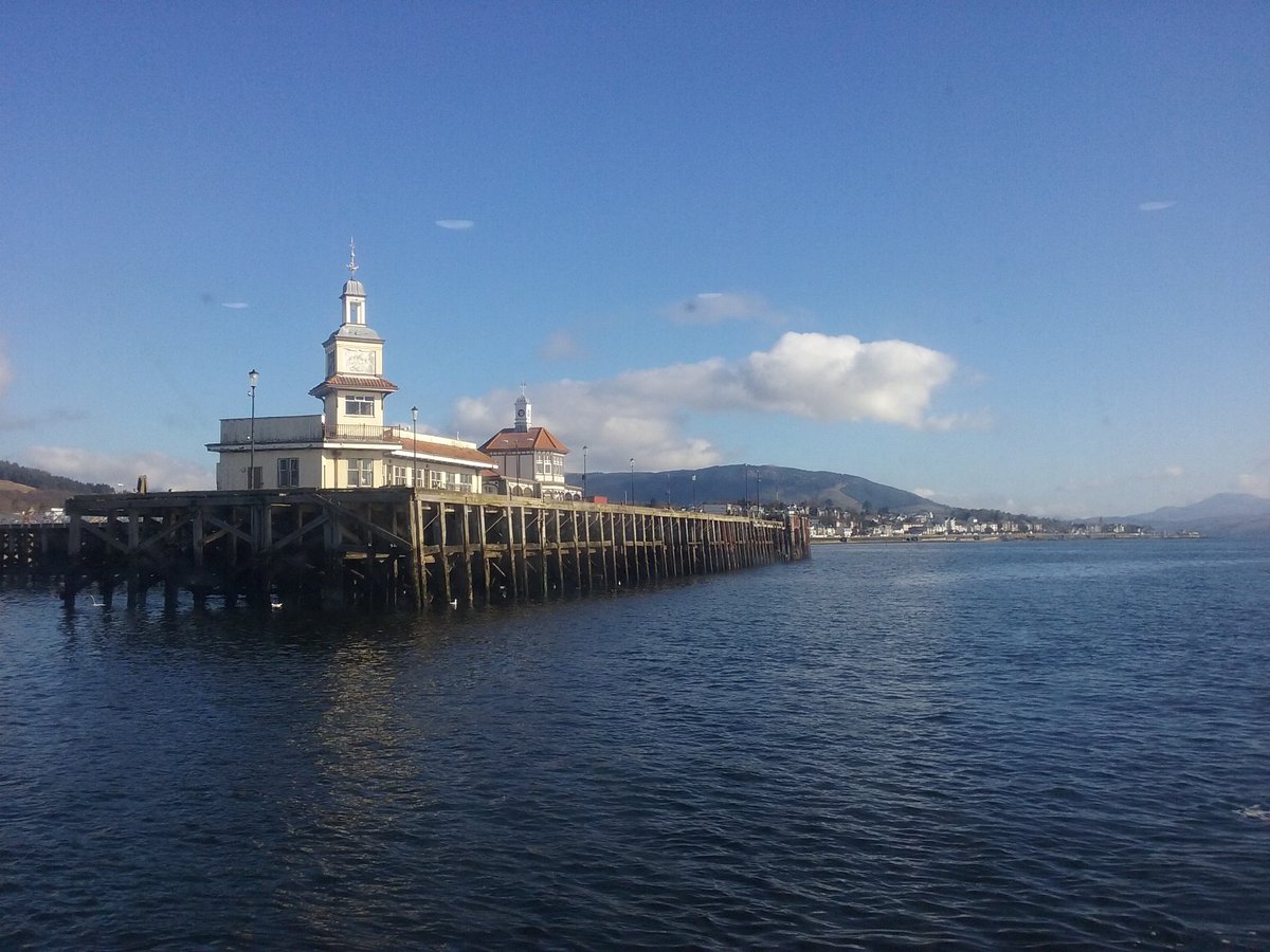 Just on the morning ferry to work, this beats waiting in the rain for the 255 bus! But don't worry I'll be <a href="/Z_arts_mcr/">Z-arts</a> by 18:30 this evening for our life drawing class with <a href="/antonyclarkson/">antony clarkson</a> , <a href="/Adamboanas/">Adam Boanas</a> &amp; <a href="/mcrartstudios/">manchesterartstudios</a> #manchestersnewhomeforartclasses