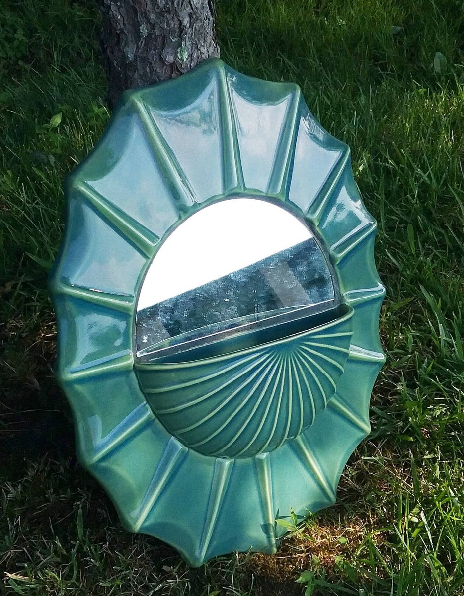 fieldsofvintage's tweet photo. Vintage Ceramic Wall Planter with Mirror, Sunburst Green Ceramic Wall Planter, Bungalow Living, Luxe Bohemian Decor, Outdoor Garden Decor https://t.co/Wy1VI8ktB3 #Etsy #FieldsOfVintage #CeramicWallPlanter https://t.co/s0I0dcnk3o