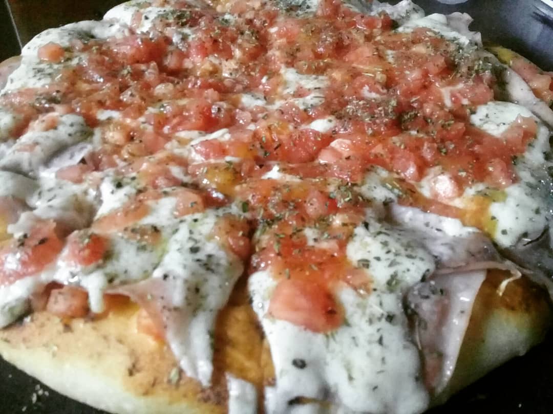 Jair_soto_'s tweet photo. #napolitana #tomate #pizza #mozzarella #comidacasera #comoencasa #comida #food #foodpornography #foodporn #lovepizza #lovefood #instfood #instgram #instcook #lovecook #cook #lovecooking #bienrico #foodoporn #queso #sabor #cooking #veggiefood #lovepizza https://t.co/kICW2XRFYF