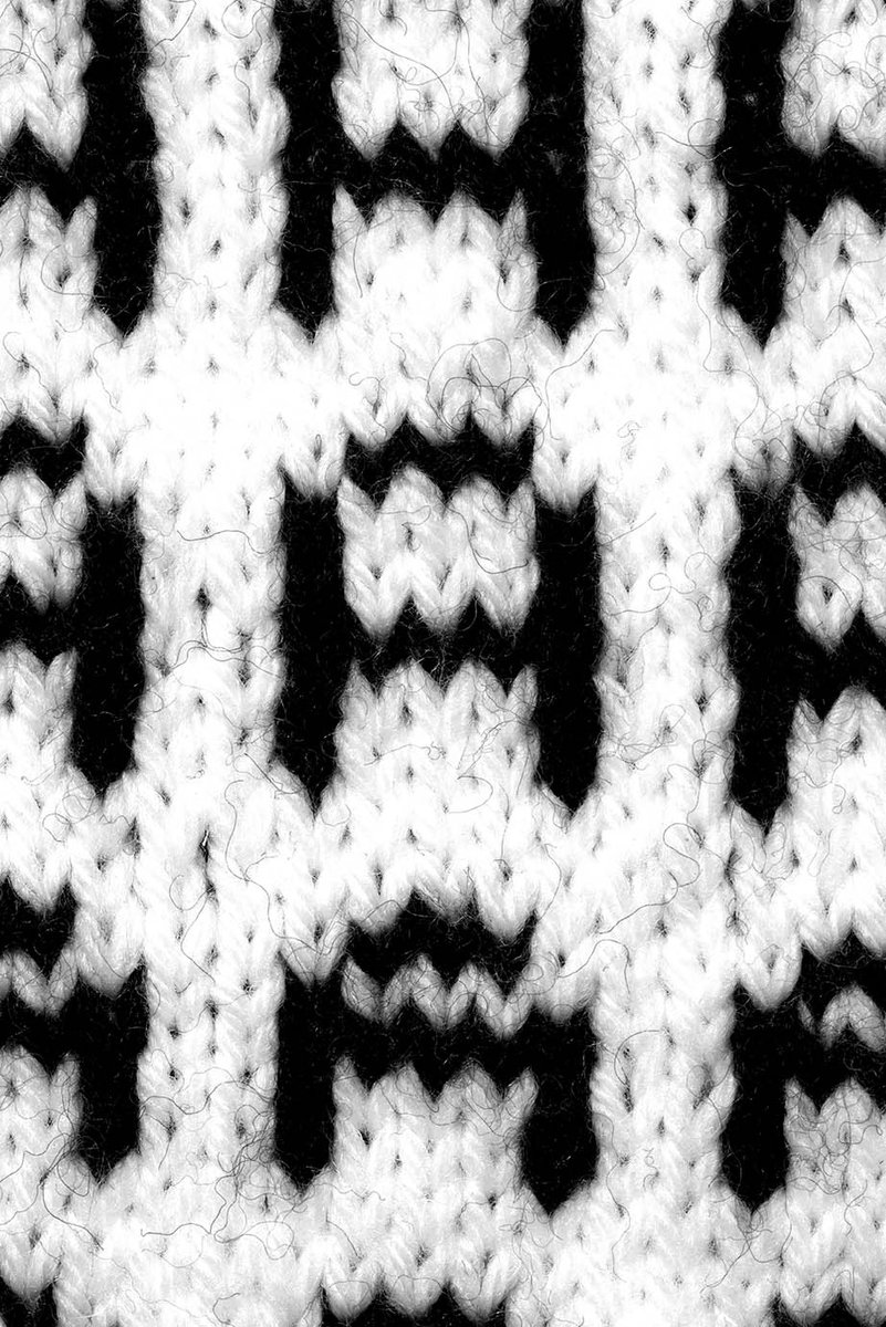 burgtypo's tweet photo. Rüdiger Schlömer will be our guest this week with his Typeknitting Workshop #typeknitting, https://t.co/Sl0ZDgYLzb https://t.co/Xoe5NeYHNu