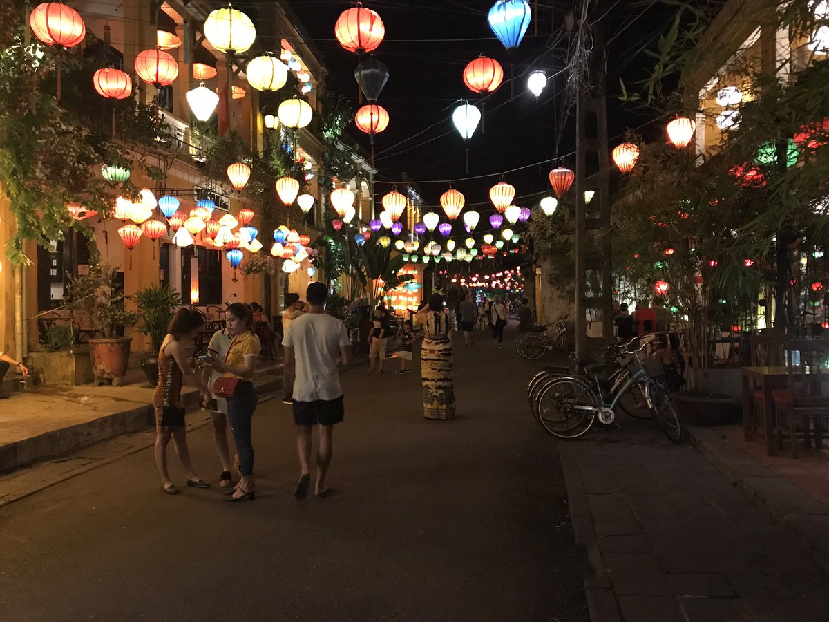 bate_harry's tweet photo. Vietnam you have been amazing, I can not express how much I love this country and it’s people. I set myself a challenge and completed it with pride. One day I will be back and do it all over again, it’s been a blast 🇻🇳❤️🏍 https://t.co/ryOjCxsWfQ
