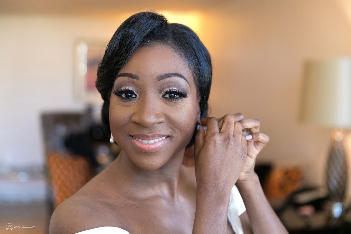 Beautiful bride getting ready for her special day. 

zara-zoo.com/blog/nigerian-…

Venue: <a href="/Lourensford/">Lourensford Wine</a> 
Catering: <a href="/StirFood/">STIR</a> 
Hair: @MariosHairCapeTown
Photo: <a href="/zarazoo/">ZaraZoo Photography</a> 

#weddingday #bride #beauty #capetown #nigeria