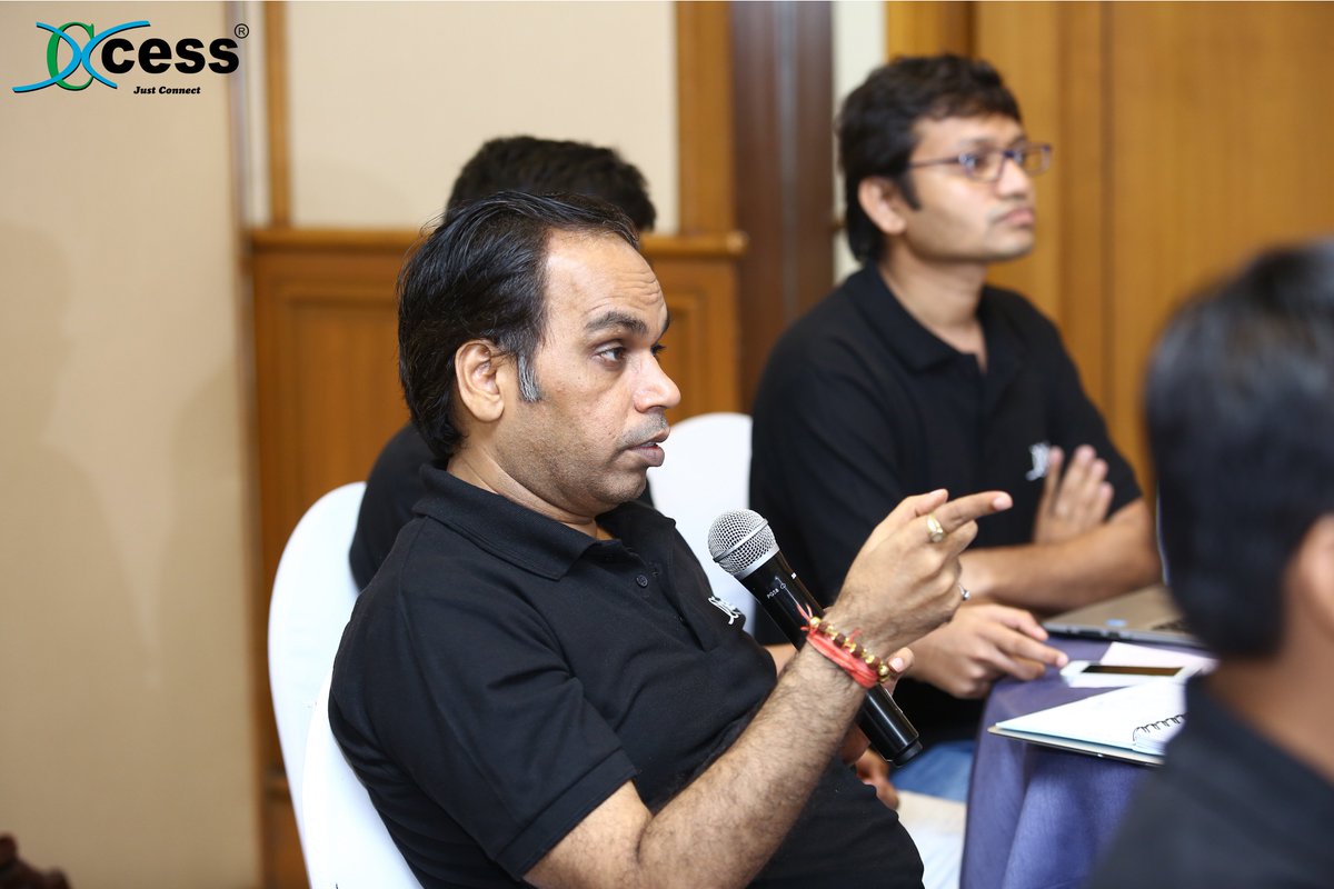 xccessme's tweet photo. #SALES #MEET 2018 With #XccessTeam _ #Vishwamani #Tiwari https://t.co/jTGQ1v9DWK