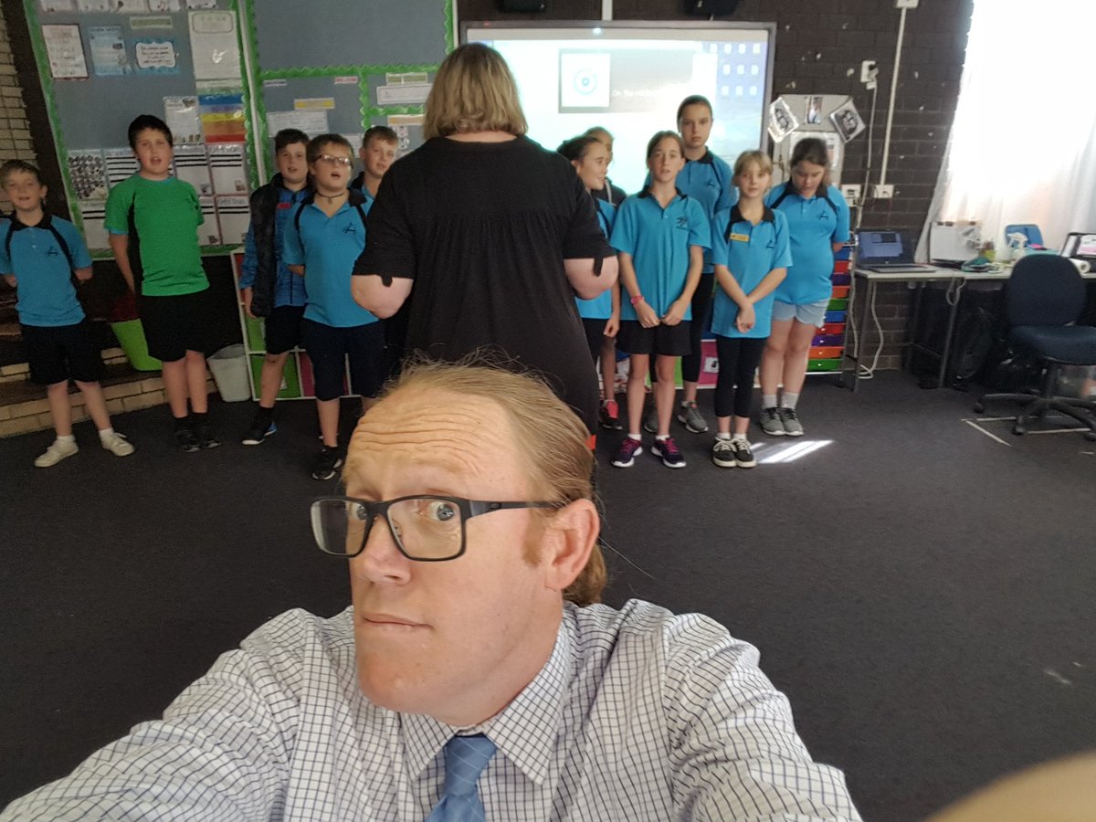 avonvaleps's tweet photo. @avonvaleps #avonvalethevoice #year6choir are they going to make me turn around...?? https://t.co/Nhei6ZSw3P