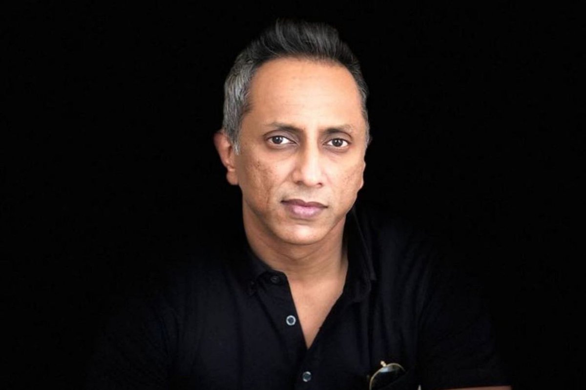 EntrepreneurAPJ's tweet photo. Reasons Why @hcmariwala-led #Marico Invested in #Revofit 
https://t.co/0aYzY1TZ3a
By: @vani_dsza 
#Healthcare #Startups #Investment https://t.co/CYxXjzaAf9