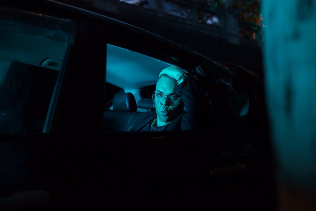 TYSONANDPEPPA's tweet photo. Backseat driver. #StuckOnRepeatVideo link via bio.. #BTS 📸 @tamikakeioskie https://t.co/Q3gOBf6pt2