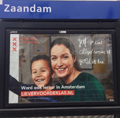 Deze oproep gezien? Amsterdam zoekt leraren… en Zaanstad ook! En binnenkort kun je dan in Poelenburg en Peldersveld voorrang krijgen op een huurwoning → bit.ly/2w4C7R0