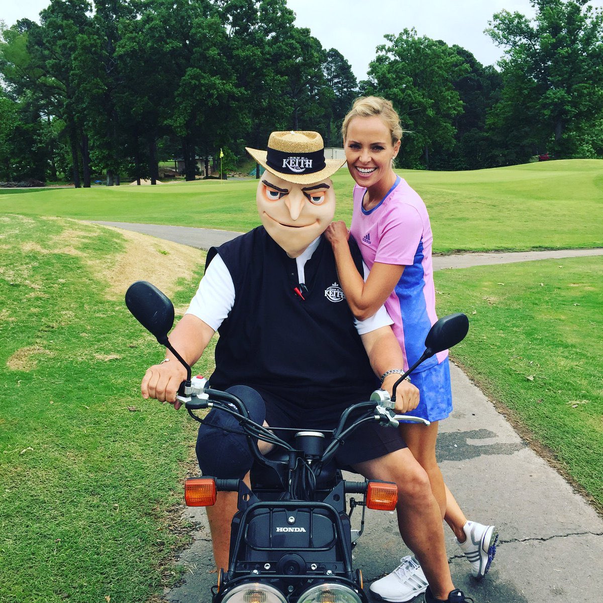 It’s a corporate GOLF DAY for me ⛳️
So cool that I’ve been able to work for <a href="/BenEKeithFoods/">Ben E. Keith Foods</a> @BeneKeith_Bevs for the past 8 yrs!!
I made 2 #holeinone for these guys few yrs back 🤞🏻 we can do it again 
#golfday #corporateevents #bestclients #grateful