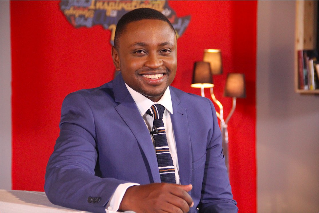 MakingMovesSabc's tweet image. It's time for our deliberation episode. Which one of these businesses do you think deserves to be in the #Top4? 
Mouth Watering Atchar
Elex Academic Books
Kusini Water
Afro Kids Salon
Bontle le Temo
#MakingMoves
#Entrepreneurship
#Deliberation