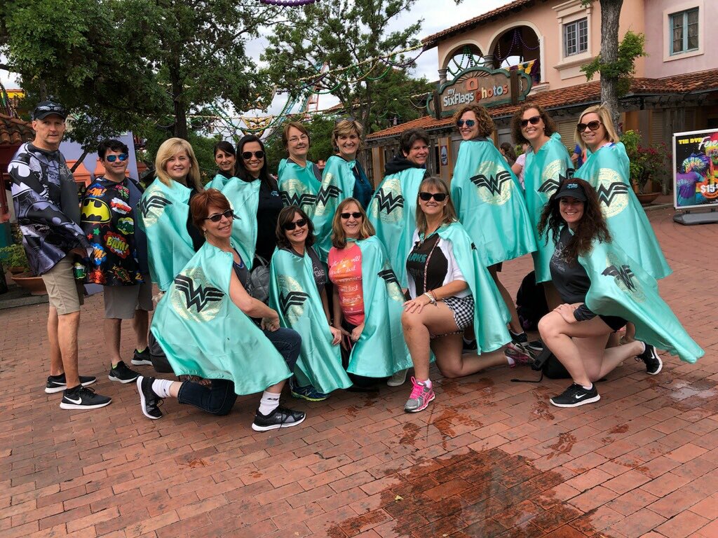 naplesmomd2's tweet photo. @GCHSharkBand chaperones have to be SuperHeroes to take 268 #marchingsharks 🦈🎶🎺🎷to the @FiestaSA parade!!!  So proud of all the student’s hard work and all the support and patience of the #bestchapsever  🤠 #itssharkweek #ccpsproud #bandkidsrock #loudandproud #gchsharkband https://t.co/EJ21mzv11C