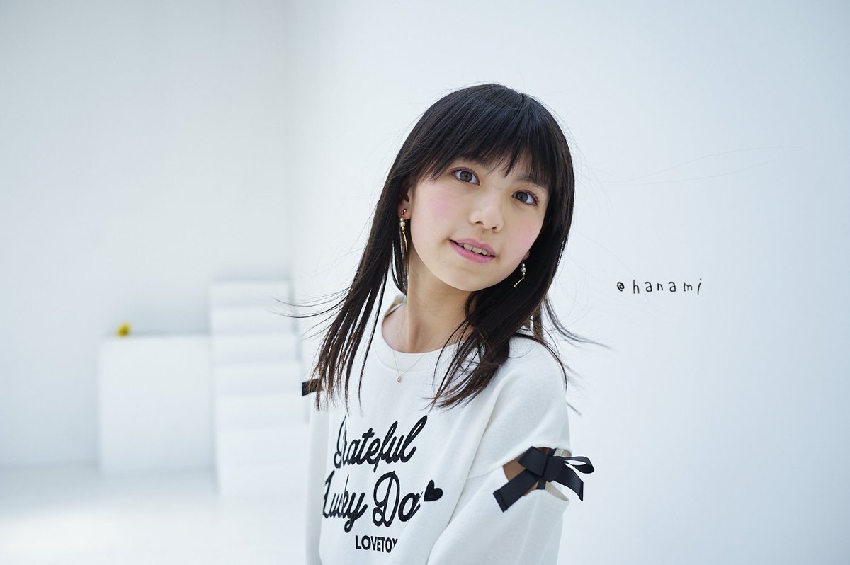 チャーリー בטוויטר Wish You Were Here Hanami 03 動きのあるはなみちゃんもスタイリッシュ 春の風を浴びるシーン 髪を揺らしながら振り向くシーン 編集長 特別付録ははなみちゃん特大ポスターでいきます チャームキッズ撮影会 折原はなみ チャーリー בטוויטר Wish You Were Here Hanami 03 動きのあるはなみちゃんもスタイリッシュ 春の風を浴びるシーン 髪を揺らしながら振り向くシーン 編集長 特別付録ははなみちゃん特大ポスターでいきます チャームキッズ撮影会 折原はなみ