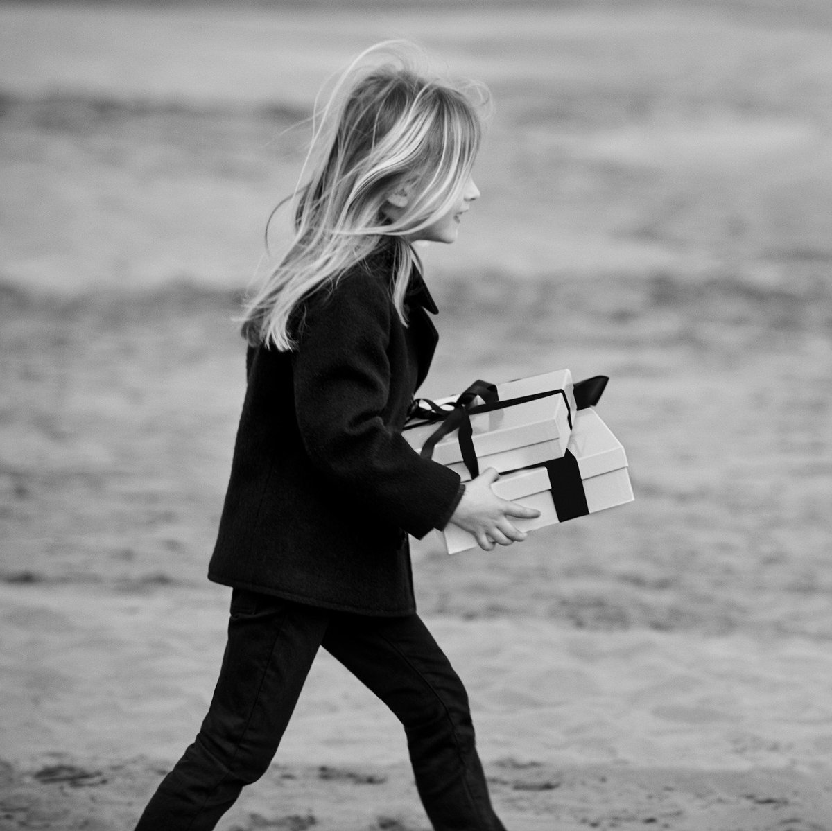 Porque ella se lo merece todo, ¿cuál sería el regalo beauty perfecto para tu madre? Encuéntralo en tu perfumería Douglas más cercana y llévate nuestro set del día de la madre de regalo. #doitforyou