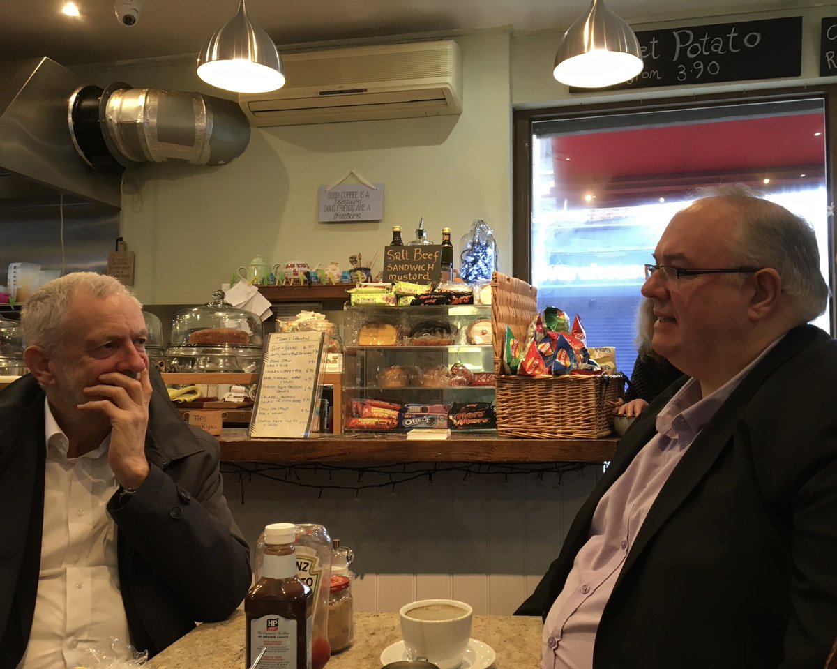 BrokenBarnet's tweet photo. Fellow blogger @ReasonableNB explains the impact of the Capita contracts here in Easycouncil Barnet: https://t.co/MMbPQhMII8