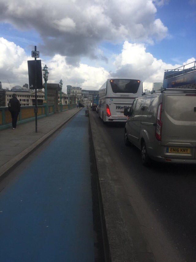 London Traffic Watch tweet media