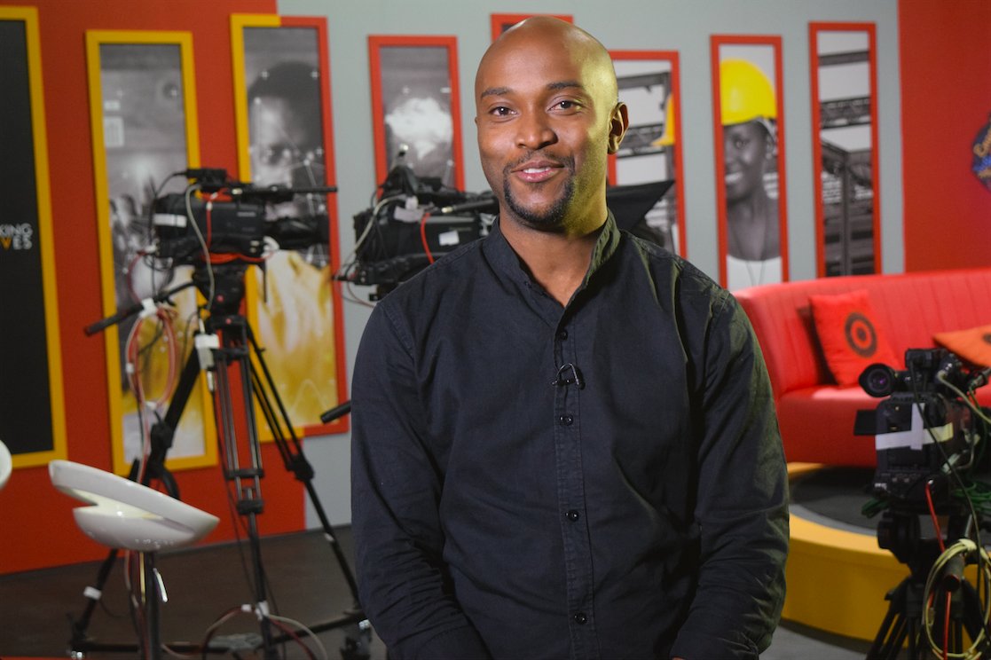 MakingMovesSabc's tweet image. The business under scrutiny today are Bontle Le Temo, Elex Academic Bookstore, Mouth Watering Archar, @afrokids_sa and @kusiniwater. Which one is your favorite?