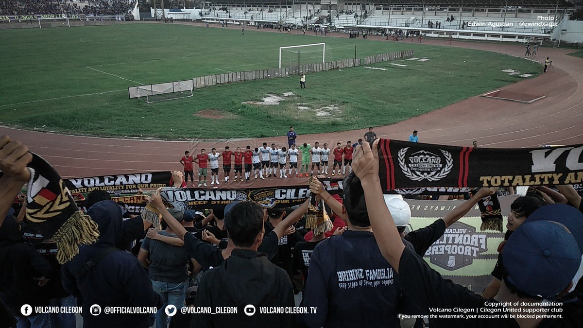 #AWAYDAYS Karawang Part.2 this season.
terimakasih 1 poinnya <a href="/CilegonUnited/">Cilegon United FC</a> di laga tandang. Saatnya 3 poin di laga kandang perdana 5 mei besok!

"kami ada disini, kamu selalu disini, bukan eksistensi tapi sebuah harga diri."

#volcanocilegon #cilegonunited #cilegon #COYC #CUFC