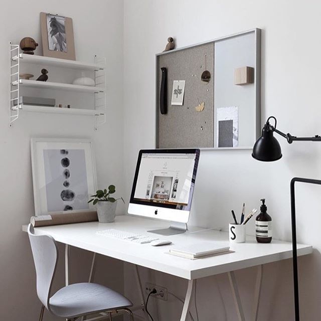 monoshopcoza's tweet photo. Hope everyone had a nice long weekend! For some Monday morning inspo, how about this lovely workspace by @sarah_cocolapine? Absolute perfection! 🙌🏻 https://t.co/jSq5E7sPki