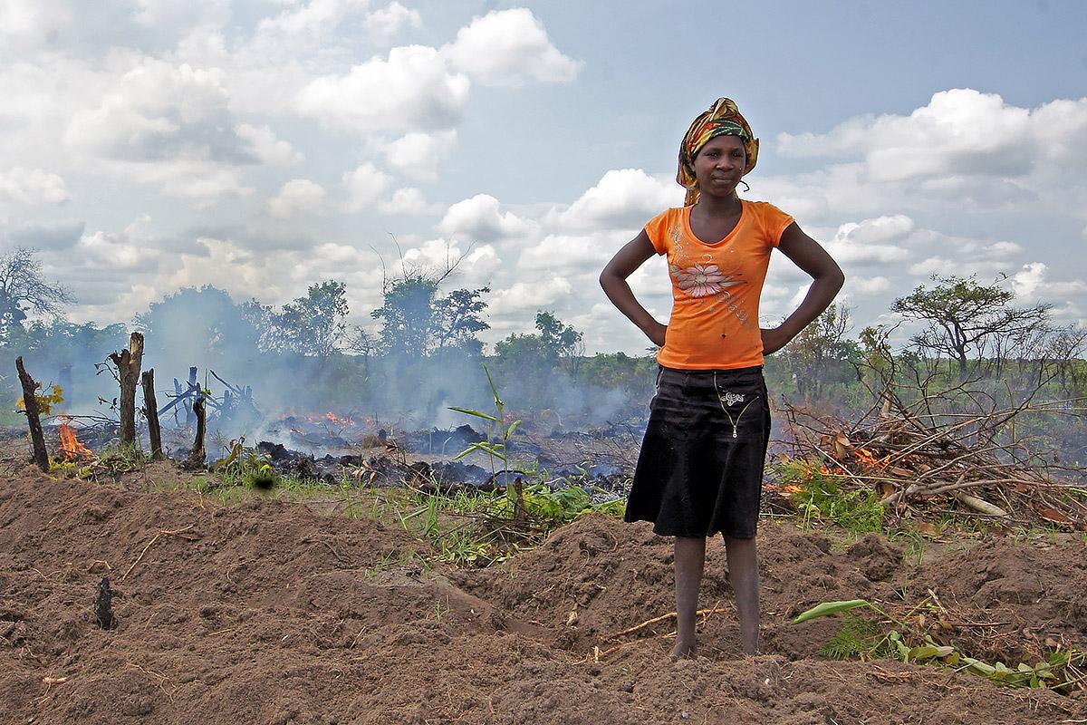 AngoTours's tweet photo. Securing land and livelihoods in Angola, how LWF works to protect communities from #landgrabbing in #Angola. #LWF https://t.co/5NW2BRd92o https://t.co/LgZ9I8eLvV