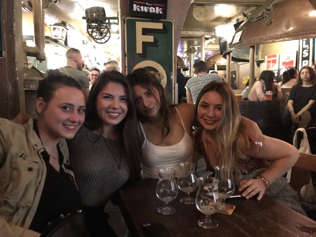 SlickRitz's tweet photo. SQUAD @KerriDeVito @_MariaSalazar #hoesindifferentareacodes https://t.co/eUCEWMPp1G
