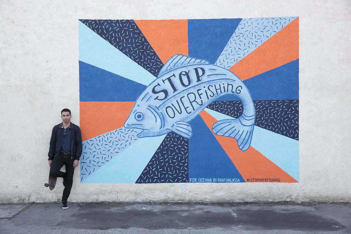 OceanaEurope's tweet photo. #MondayMotivation with movie (& #JLoElAnillo) star @ma_silvestre! 👓📽️💍
Miguel Ángel also supports our #StopOverfishing and #FishSizeMatters campaigns to protect the oceans! 🌊🐟🐠🐬🐋🌊
Find out more here: https://t.co/rqOYF2ukWA https://t.co/P0DLUJMCyA