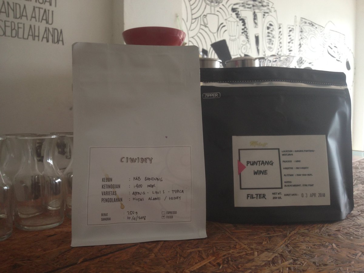 Silahkan mampir dan mari cicip" di <a href="/Logocoffee1/">Logocoffee</a> #batamcoffe #kulinerbatam #mediabatam #jajananbatam