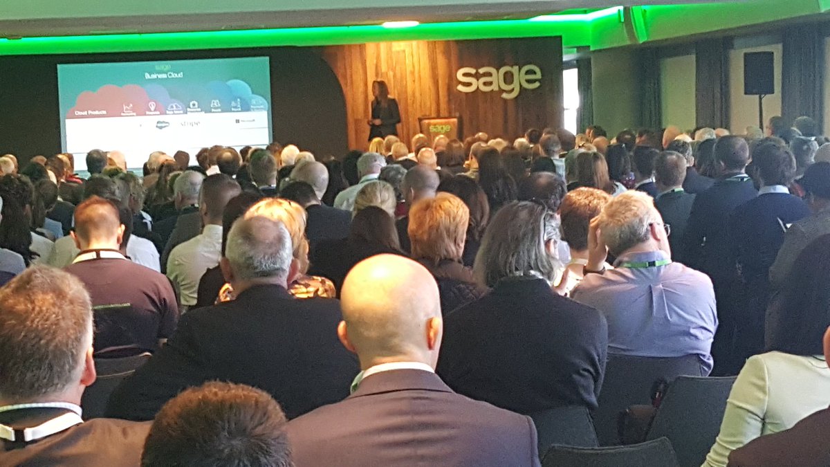 Marion_Carr's tweet photo. @karenainley1 showcasing #Sagebusinesscloud to a packed audience @sageuk #SageSessions https://t.co/5eCUBHU0wQ