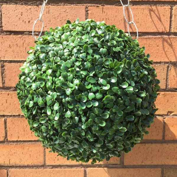 Instant_Green's tweet photo. Get creative with our UV Stable Artificial Boxwood Topiary Ball. We provide the best high quality artificial products for both domestic and commerical projects. Only £19.99 Buy online https://t.co/MsLIq5AauT #topiary #ArtificialPlants #topiaryballs #UVstable https://t.co/7dCVEjfXrr