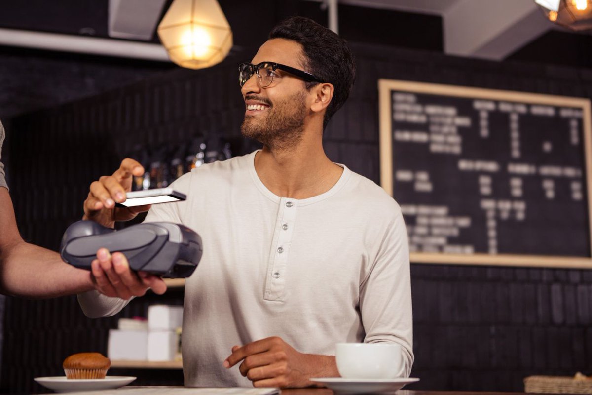 revworldwide's tweet photo. #mobilemonday 5 reasons why your business should use mobile payments https://t.co/AMU8xiBF63 https://t.co/tk6InJAr1q