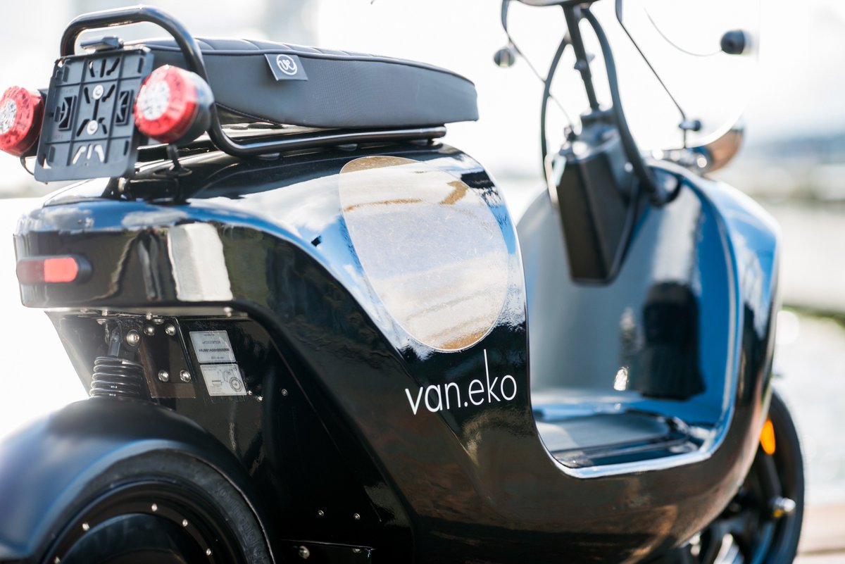vaniekvaneko's tweet photo. @business @BMWGroup nice work! How about a #biobased body? We build electric #hemp scooters in Amsterdam, so we're sure you can take that #nextstep too. Happy to help! https://t.co/IVxGKBAilB