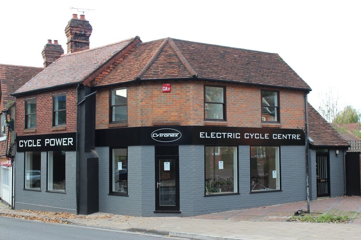cytronex's tweet image. Our shop in Bridge Street, #Winchester... Come and see the C1 #electricbicycle conversion kit in our showroom. We think #Cytronex C1 is a game changer - to find out why, book a TEST RIDE today.  wu.to/3Qc0EP #cycling