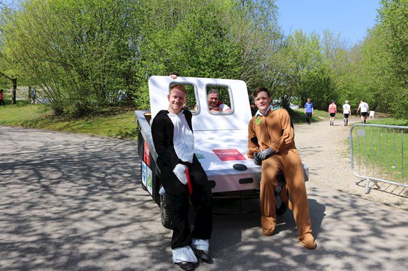 twsoapboxrace's tweet photo. #CrazyJeans2018 Kart Teams Warm Up For Dunorlan Park Race With @bewlwater Water Test https://t.co/kRLlHsD10d @TheKnowGuide @Markerstudyins @ellenorcharity @hospiceweald @zenithavuk @VisionTrackLive @hunnihomes @AutoWindscreens @JeansTW @ChattyHatter @FcRusthall @NFUM_TWells https://t.co/rqYhHbsiMj