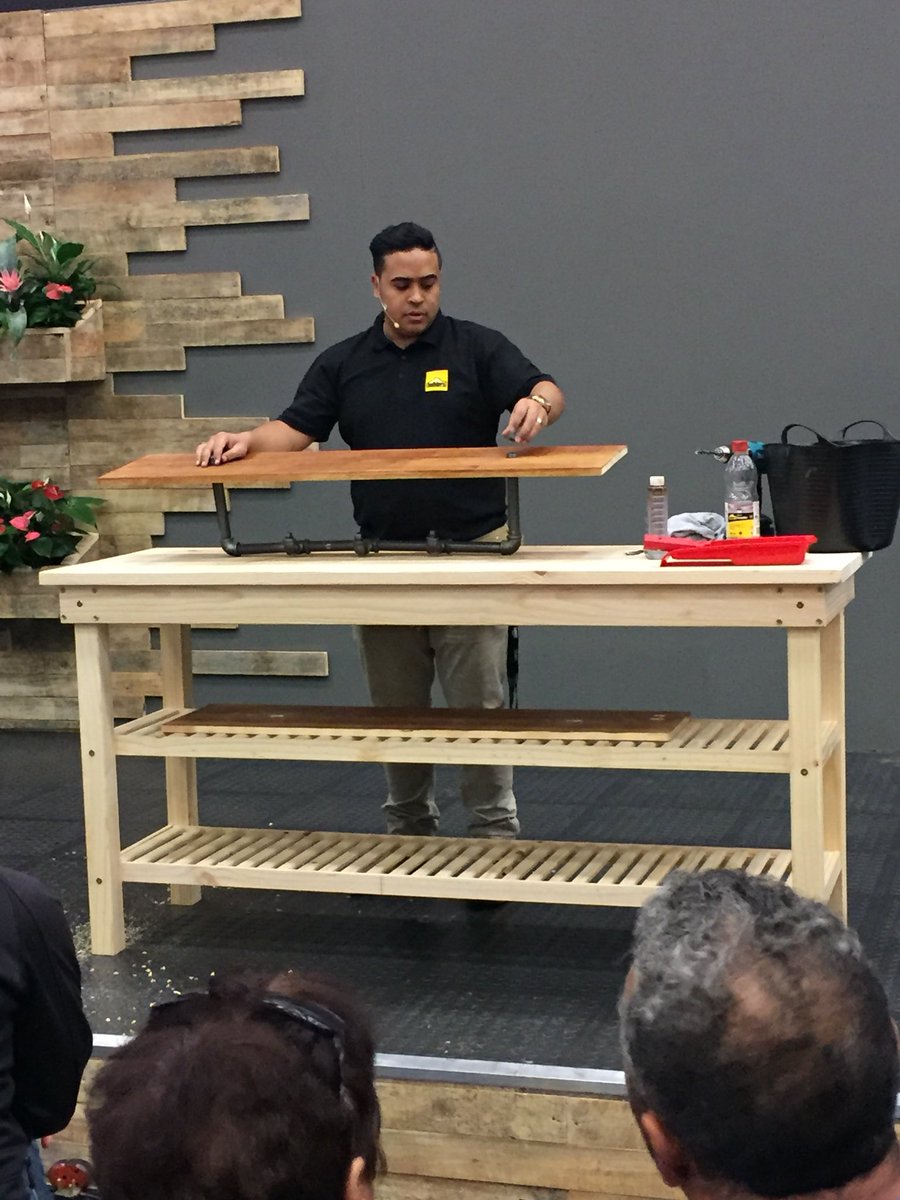 BuildersSA's tweet photo. Simple and effective way of making a plumbing rack by a DIY enthusiast @Ryan_TheDIYGuy #BuildersDecorexCPT18 #decorexcpt18 https://t.co/L5O1smj4i1