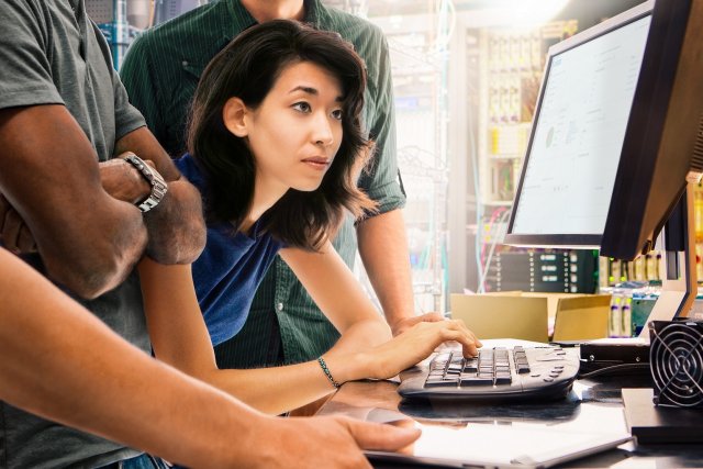 Oracle_ME's tweet image. What to look for in a secure Cloud system? @IngramMicroInc #CloudSecurity #CloudSystem #CloudEncryption bit.ly/2vUjXkU