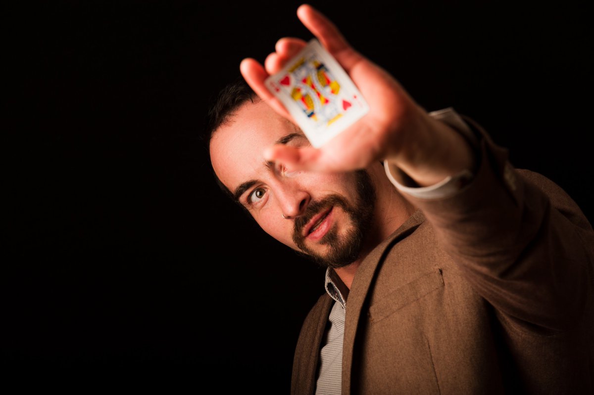 MagicFest's tweet photo. ‘Totally engrossing and the last seconds are almost miraculous. Highly Recommended.’ – Fringe Review

Prepare to be spellbound by @L_Novani, his words enchant and his magic defies explanation (and gravity)

https://t.co/su5Xa9sVFR #EdMagicFest https://t.co/crdQjbXrOS