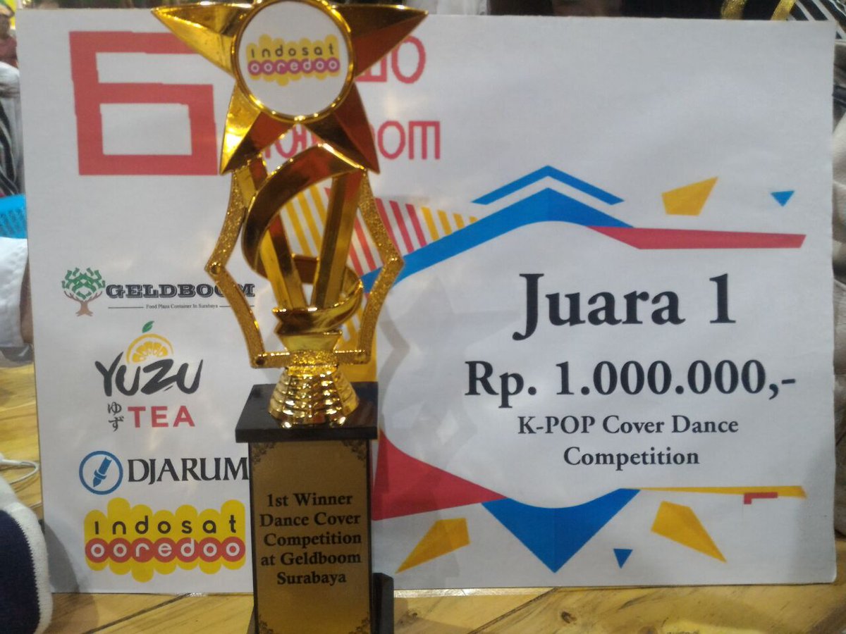 Alhamdulillah berkat dukungan kalian Girls Ocean berhasil mendapat double 1stplace di japaniversal untag dan Gomawo geldboom😘😘 Terimakasih atas dukungannya!💕