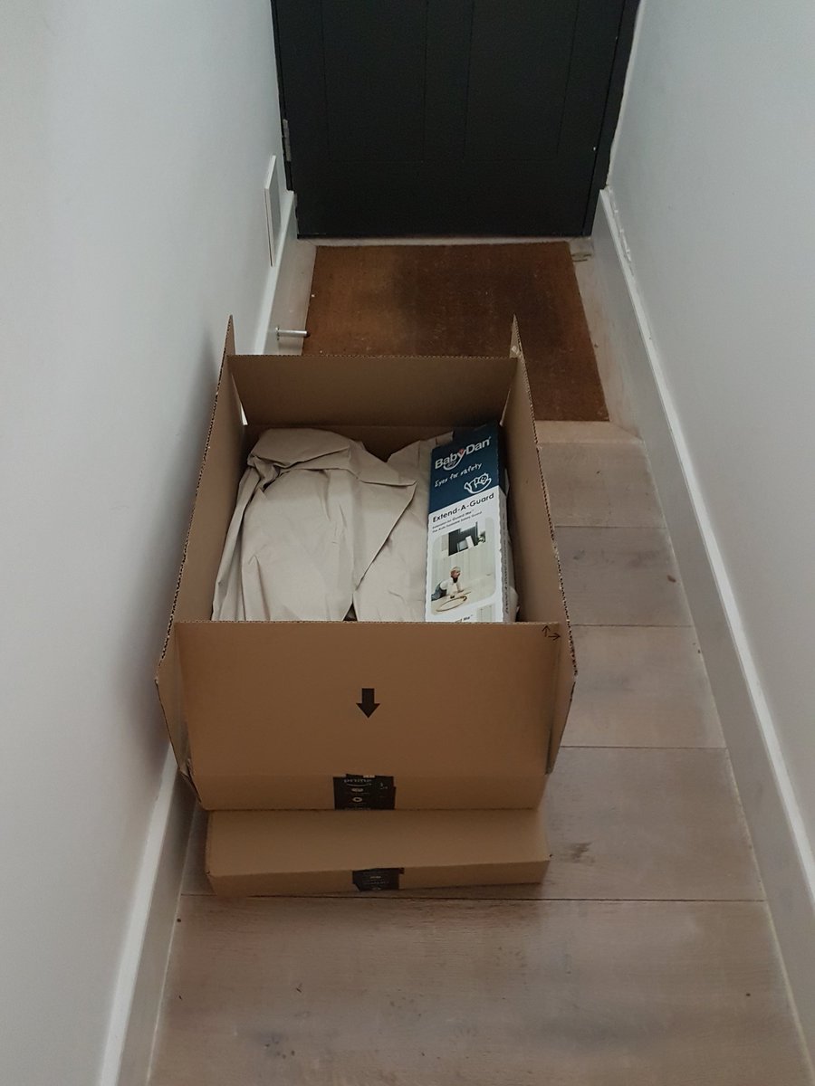 StoneWoodServ's tweet photo. Congratulations to #AmazonPrime. The limits of stupidity have been exceeded. Each of these huge boxes contains one small box inside. It is not environmentally friendly 🤔 https://t.co/I0TtykYvyJ