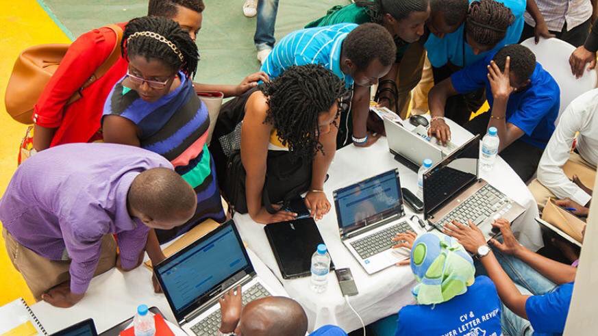 Fiona_Kamikazi's tweet image. Only 4 days to go!! Don’t miss the @CityofKigali JobNet an opportunity for employers to meet and network with the best talents in the country. #KigaliJobFair 3rd May 2018 at KCEV (camp Kigali) Register today kescjobnet.rw