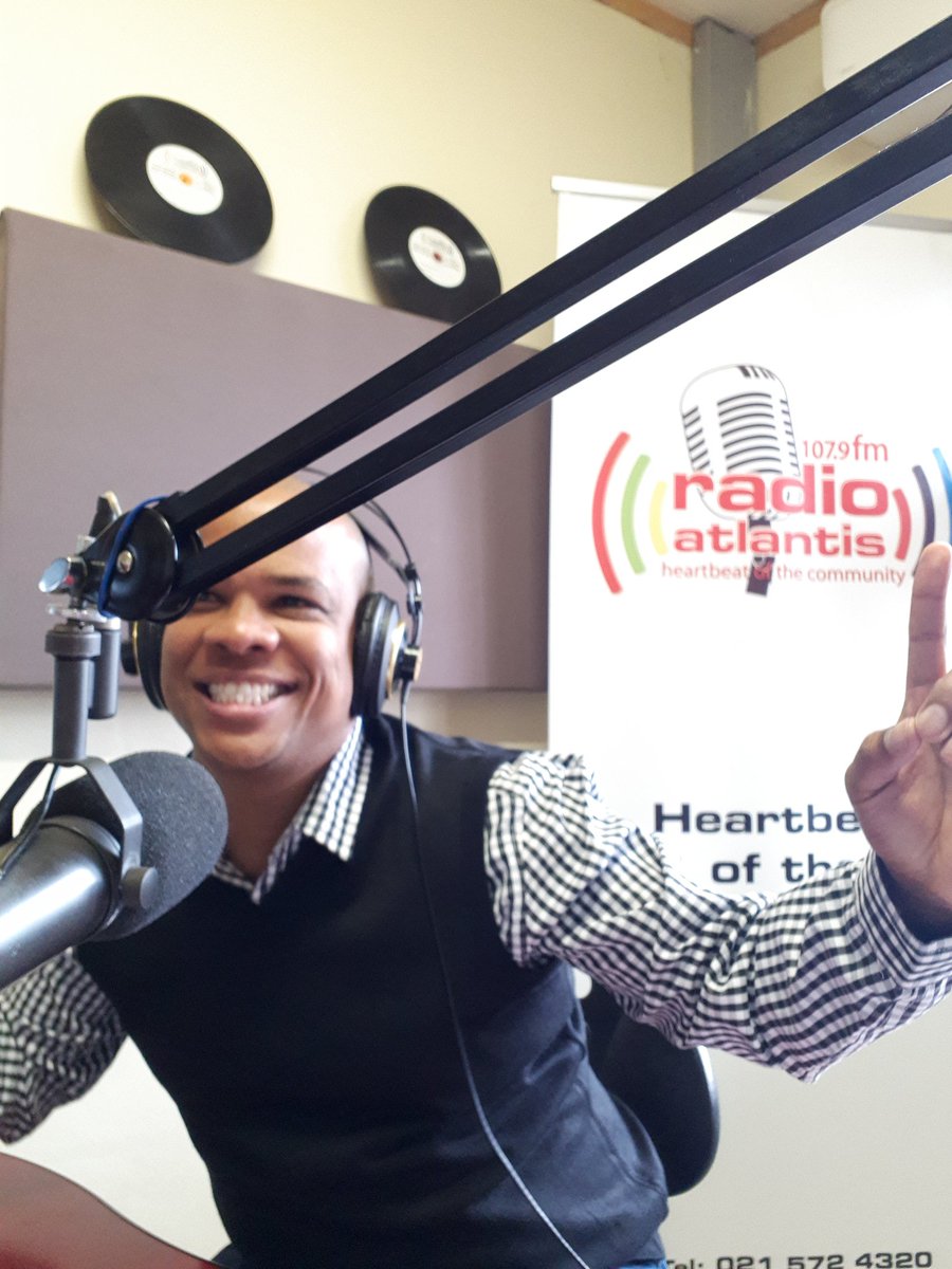 RobinAdamsZA's tweet photo. #CapeTownMemories #RAFM #RadioAtlantis #ATL #RobinsHood https://t.co/z3XNnsDoil