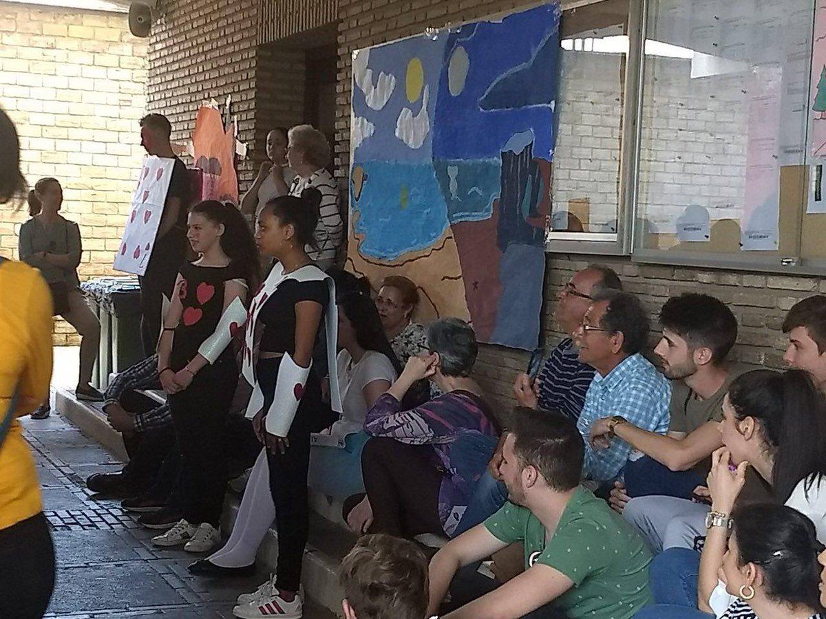 MercedariasC's tweet image. ¡ALICE IN WONDERLAND!