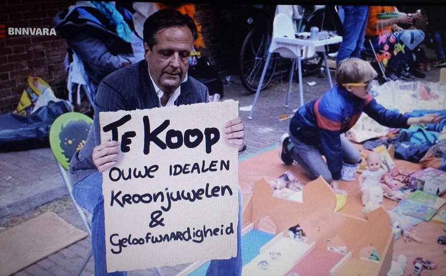 GeertJeelof's tweet photo. Volgens laatste peiling @mauricedehond staat #66 op fors verlies.
Volgens @dekwisbnnvara probeerde @APechtold op de vrijmarkt het laatste beetje geloofwaardigheid nog aan het publiek te verkopen. 😜
#dividenddebat #memodebat #nieuwsuur #eenvandaag @RTLZ @RTLBoulevard https://t.co/C6eUEBXtg9