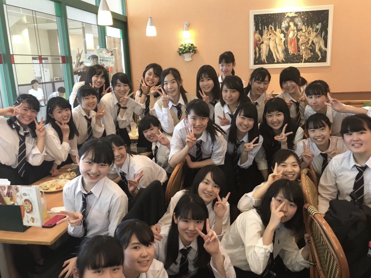 Kohnandance8's tweet photo. 今日は、8.9代目で親睦会👭

9代目のみんなとたくさん話せて良かった〜
これから1年間、一緒に頑張ろうね💪🏻 https://t.co/lpZJ3TTlBY