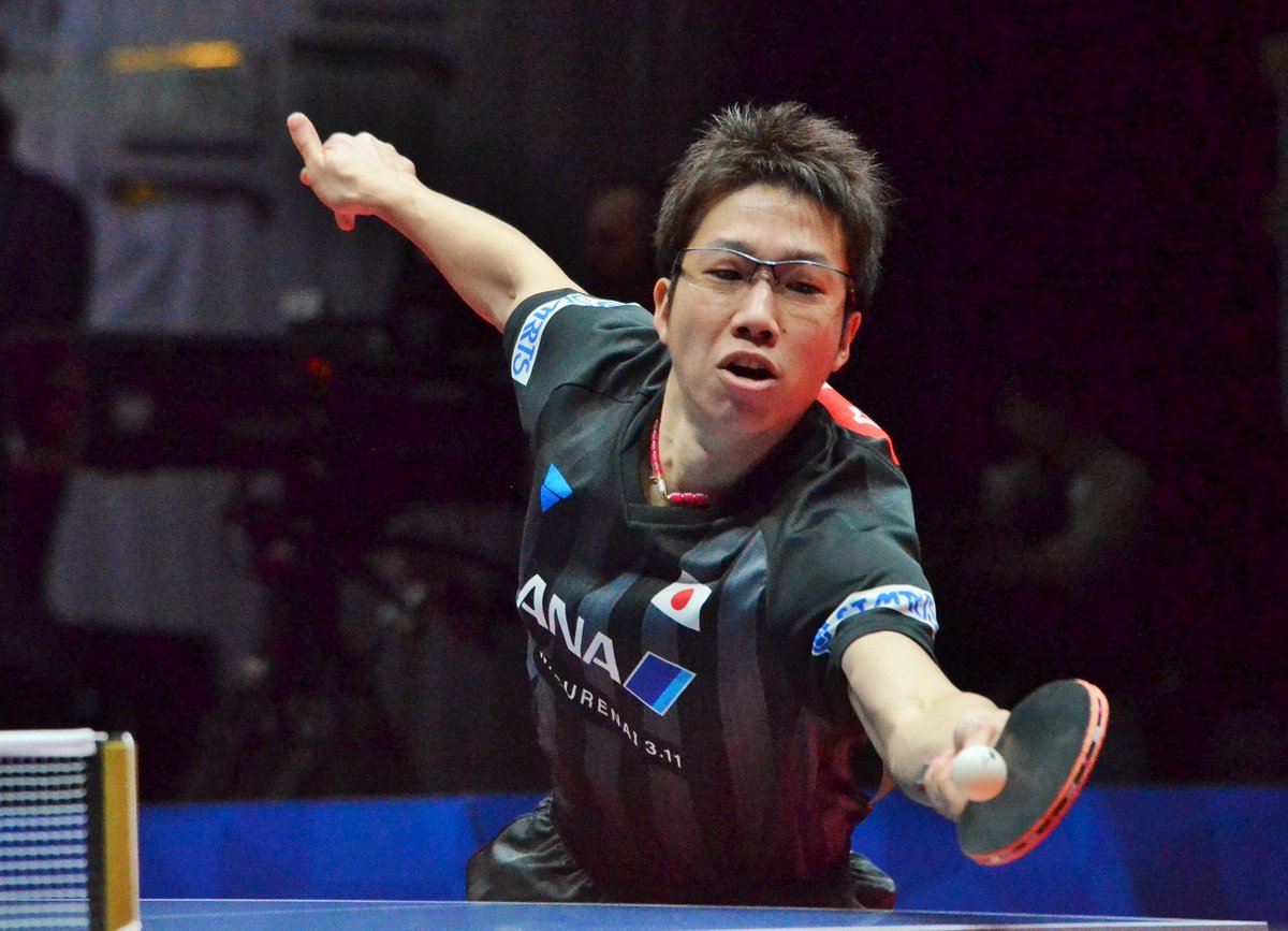 Maex_1980's tweet photo. #卓球 世界団体選手権。日本男子はベラルーシに3-0で勝ち２連勝。３番手は水谷隼選手が今大会初登場。約５日前に痛めた右腰は完治していないそうで、出場を決めたのは今朝の練習後。「若手二人はまだまだ不安定な所があるので、僕が１点でも出る意味はあると思う」。メガネは「イメチェン」だそうです https://t.co/UeyRWW7Wus