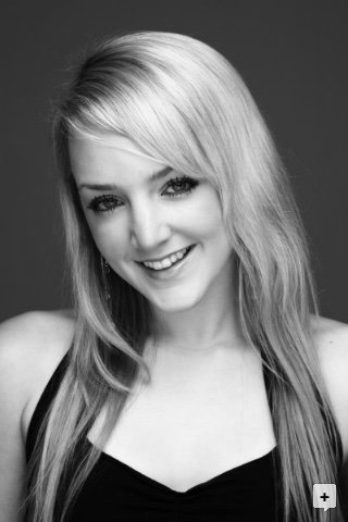 Jumping on the bandwagon in sharing my 1st #headshot Proof, that I've had every hair style going. Except pink hair...💡