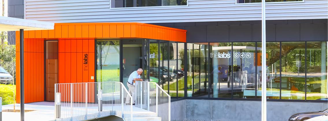 #TheLabs, c'est
▶ 1 concept
▶ 1 bâtiment
▶ 3 fonctions 
Envie d’en savoir plus ? Rendez-vous sur thelabs.be