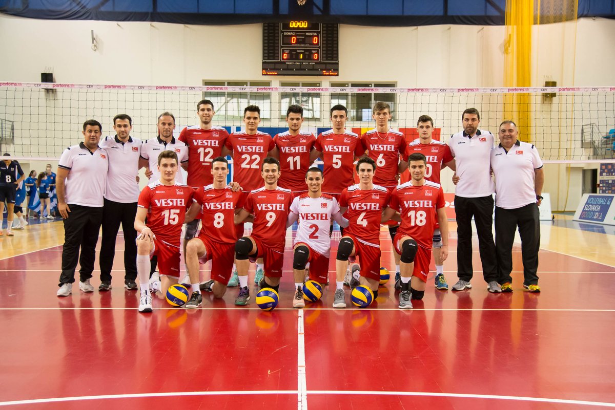 Vestel's tweet photo. 2018 CEV 20 Yaş Altı Erkekler Avrupa Şampiyonası Elemeleri’nde Yunanistan’ın ardından Slovakya’yı da mağlup edip CEV U20 Erkekler Avrupa Voleybol Şampiyonası Finalleri’ne gitmeye hak kazanan 20 Yaş Altı Erkek Voleybol Milli Takımımızı kutlarız! 👏 https://t.co/uPbwxssGEe