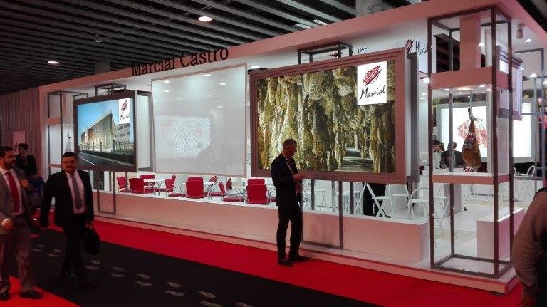 CoocAlternativa's tweet photo. Un éxito absoluto nuestro stand para Marcial Castro en Alimentaria. https://t.co/Vq3BP9nhOU